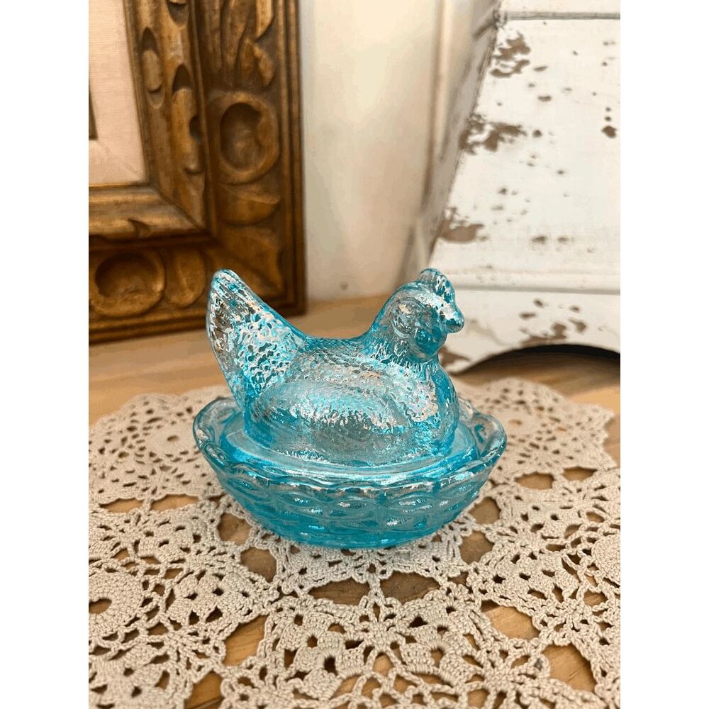 Mosser Glass Teal Carnival Hen on Nest | Westmoreland Mould 3" Covered Chicken D